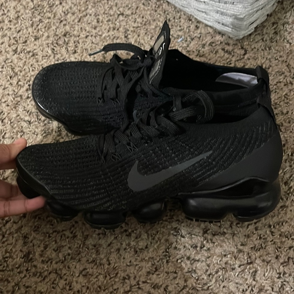 Basically brand new vapor max